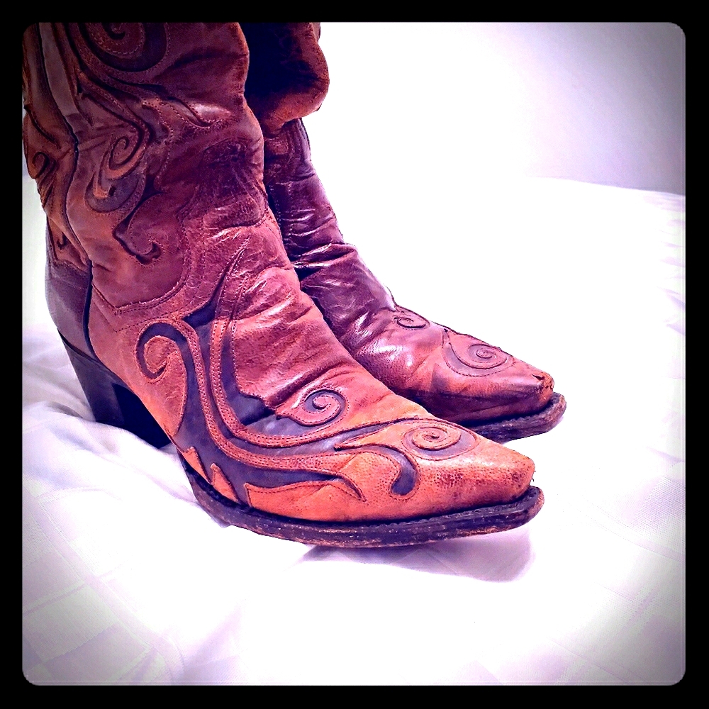 DanPost Womens Western Scroll Boots - 7.5